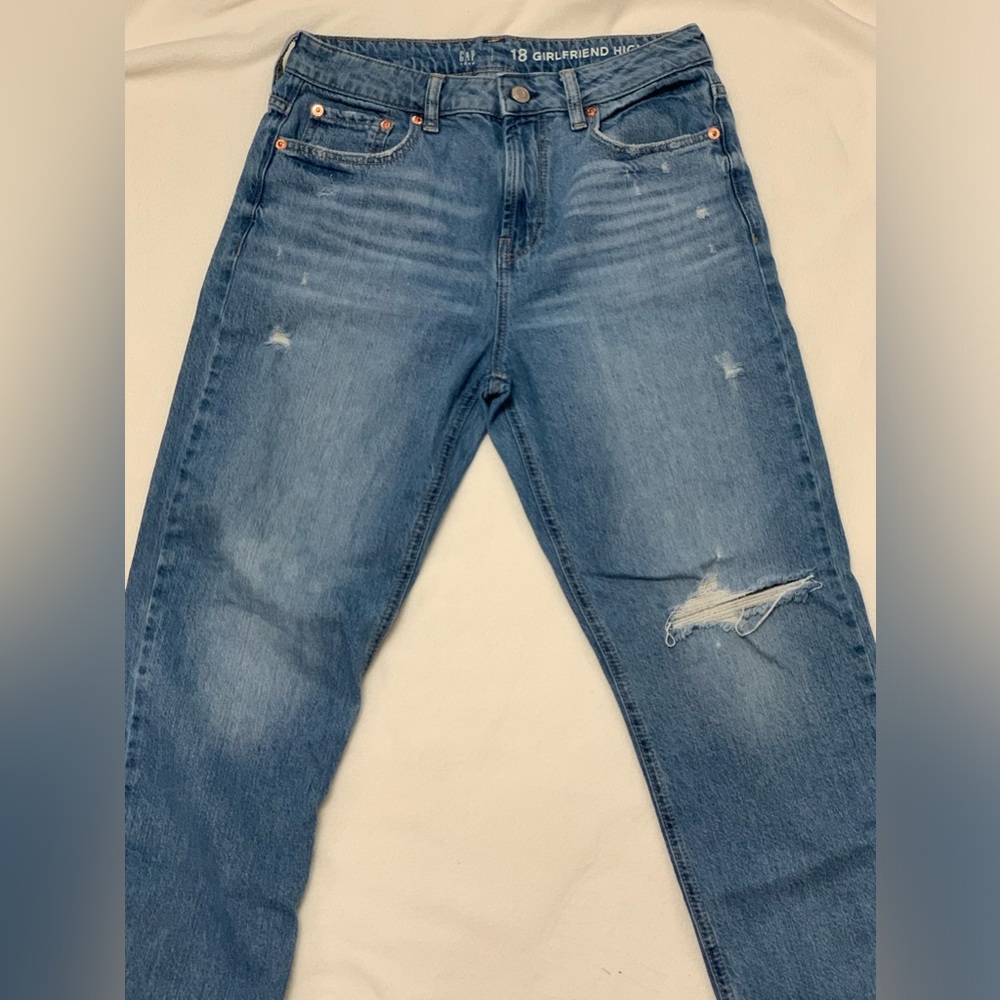 GAP TEEN GIRLFRIEND HIGH-RISE DISTRESSED JEANS - SZ 18
